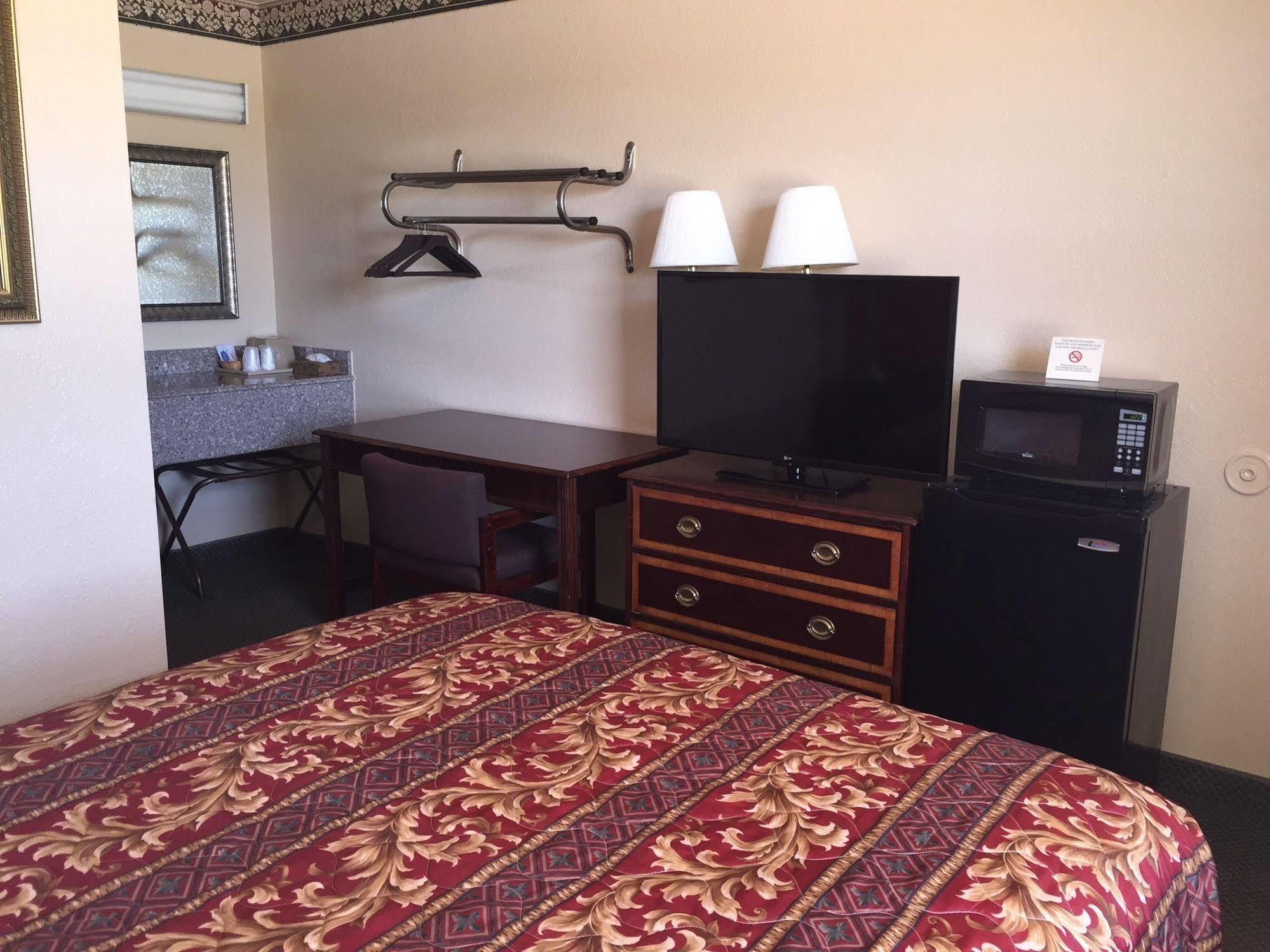Country Hotel Henryetta